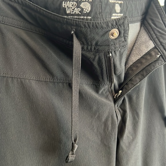 Women’s 8/32 blk mountain hard wear, grey fleece inside, drawstring pant black - Picture 5 of 9